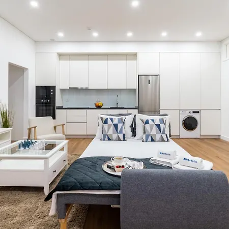 Open-plan In Downtown By Hostwise *