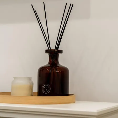 Open-plan In Downtown By Hostwise *