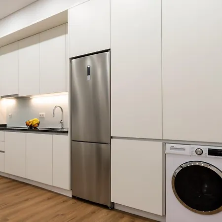 Open-plan In Downtown By Hostwise Appartement Oporto